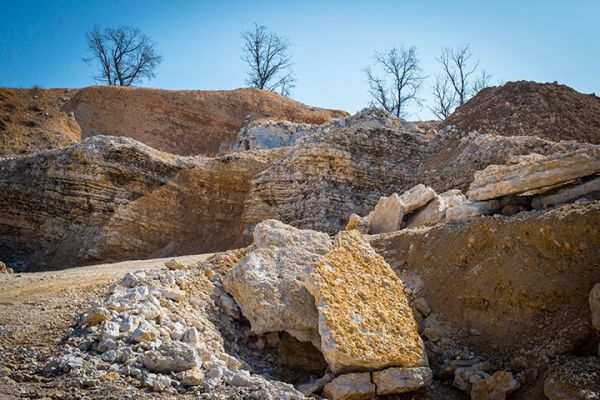 masso-da-scogliera-calcestre-dsc-6894F936EB3A-2489-DA67-2F71-DB603ADFCE32.jpeg